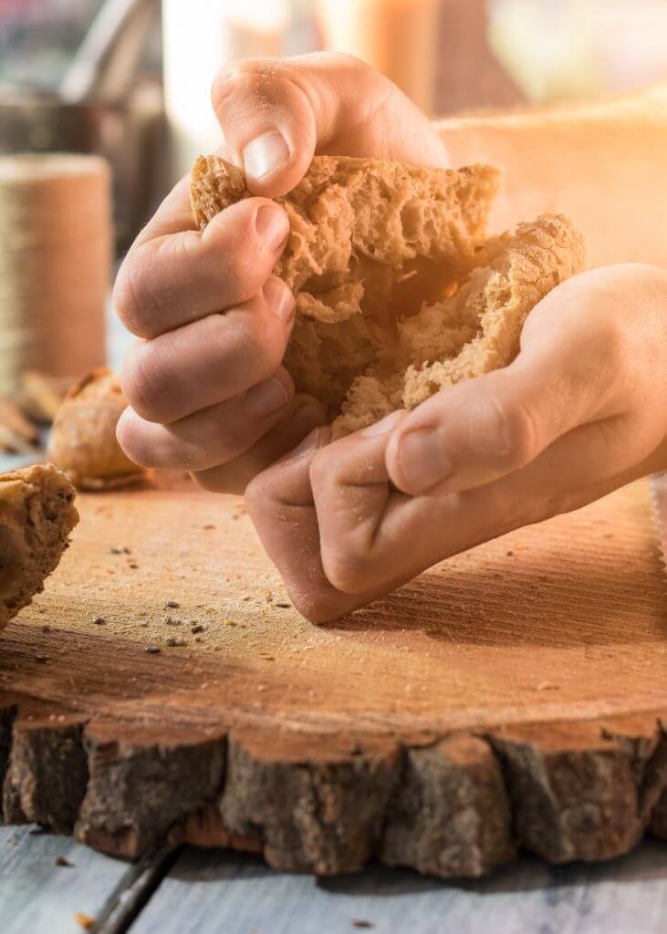 italian wedding tradition break loaf bread