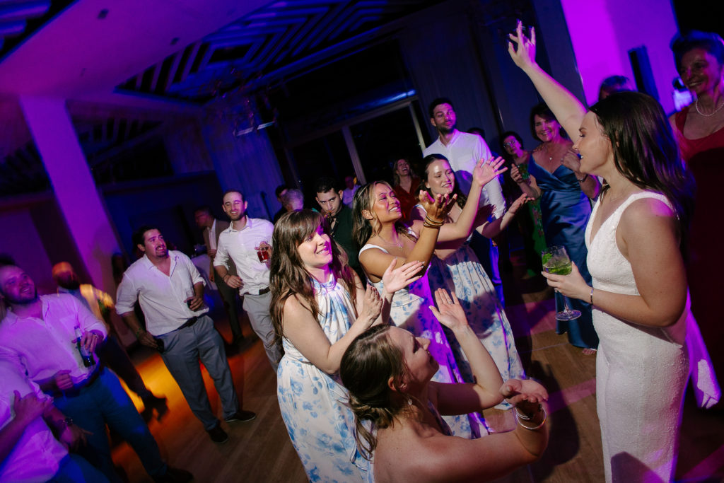 Elegant romantic wedding in Greece - Party