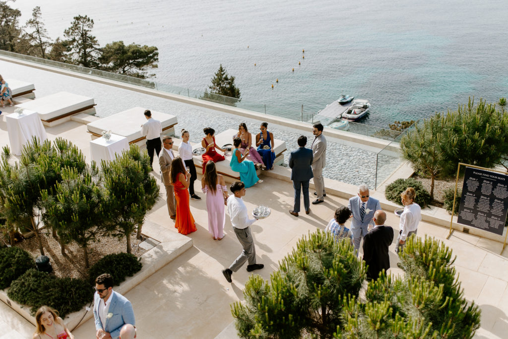 Elegant romantic wedding in Athens – Welcome drinks